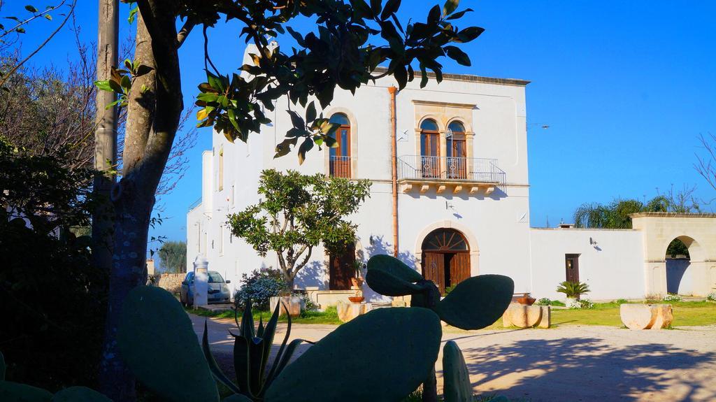 Гостьовий будинок Antica Masseria Carparelli Остуні Екстер'єр фото