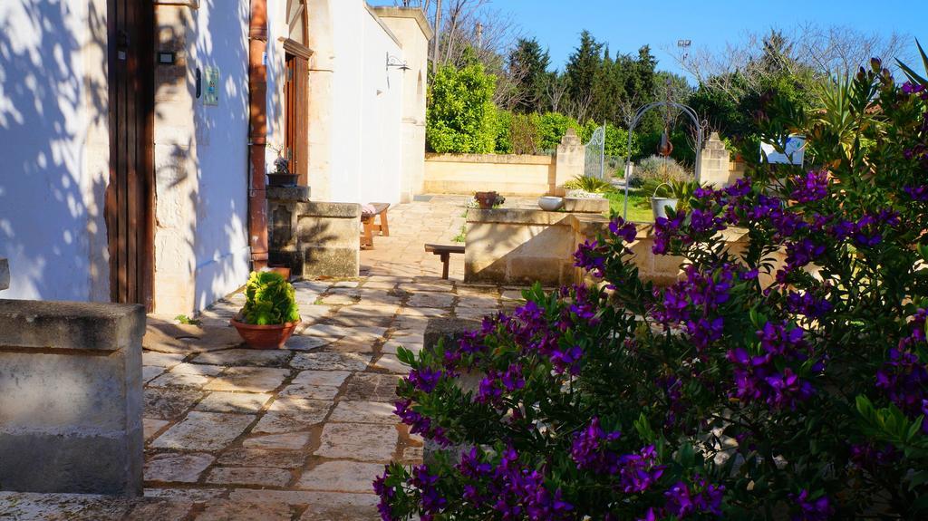 Гостьовий будинок Antica Masseria Carparelli Остуні Екстер'єр фото