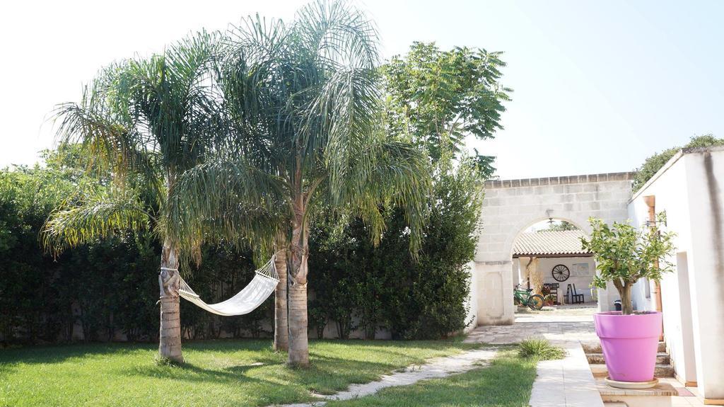Гостьовий будинок Antica Masseria Carparelli Остуні Екстер'єр фото